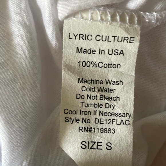 Lyrix One Direction Shirt “What Makes You Beautiful “ S - Picture 5 of 7